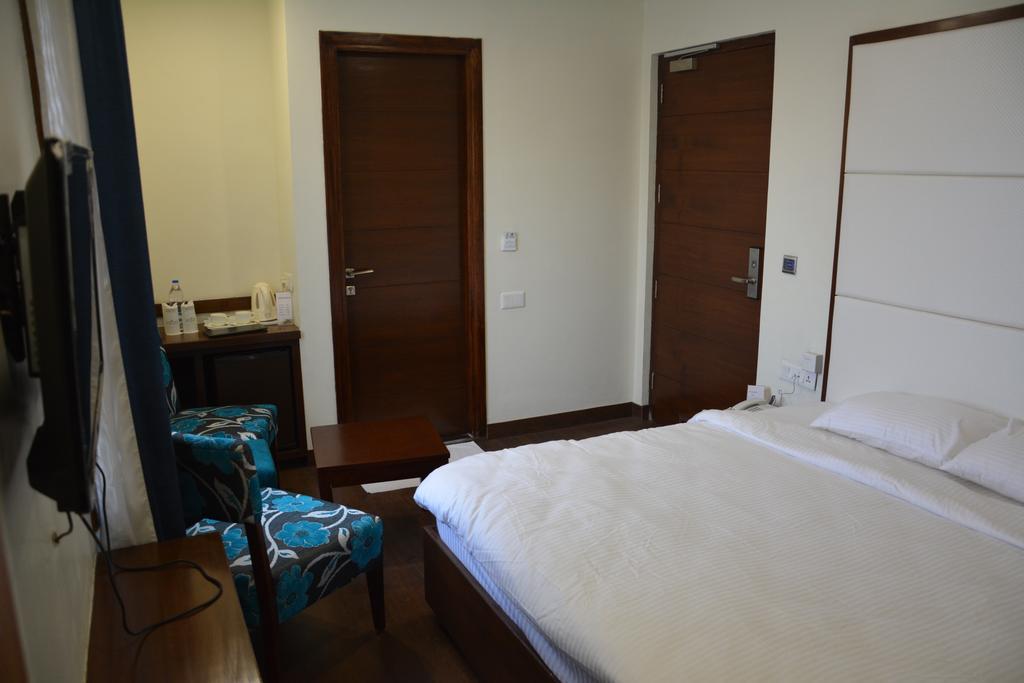 Green Hotel & Restaurant Патханкот Номер фото